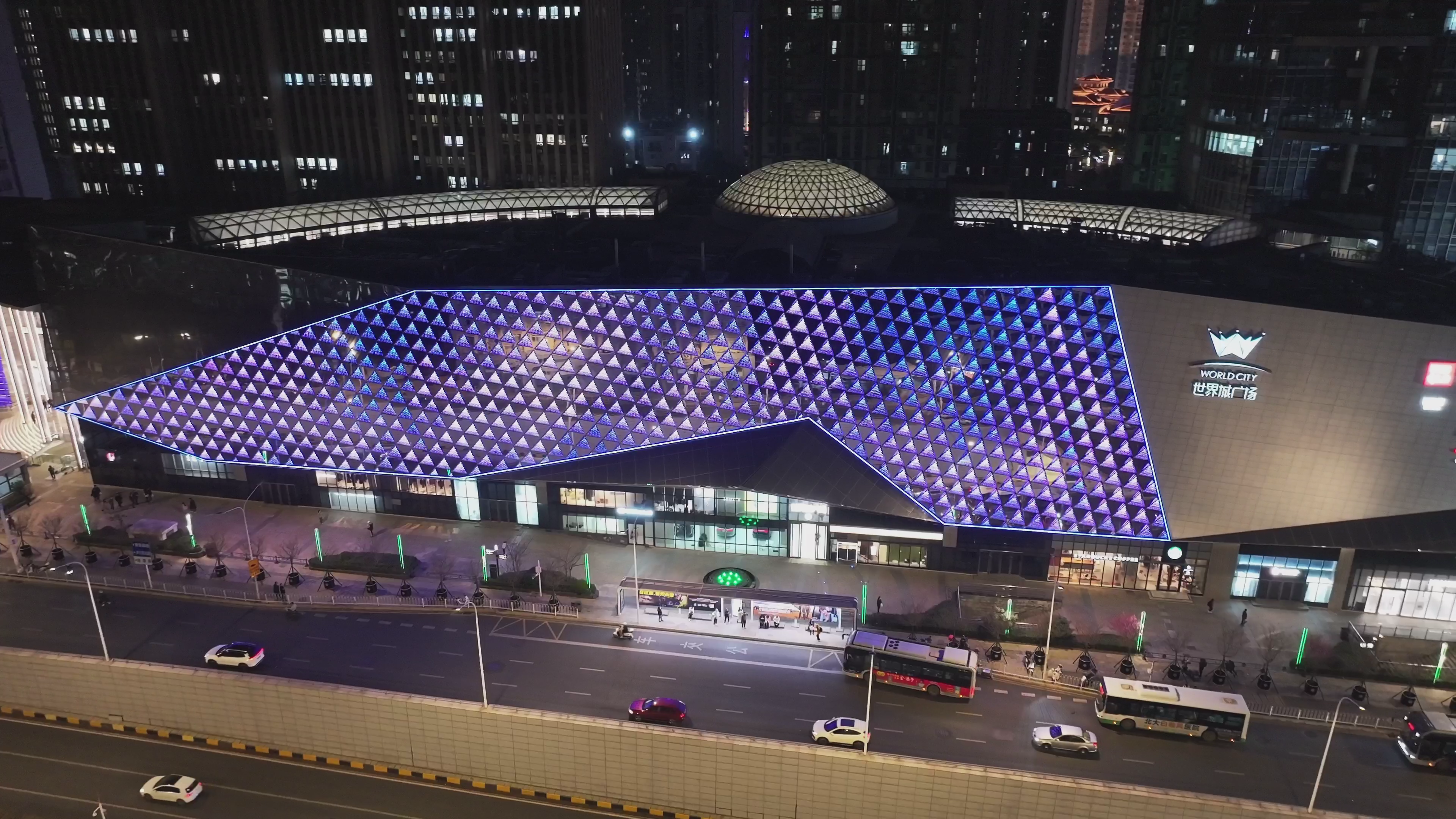 白天是墻，夜晚是燈！3D打印與柔性線條燈點亮武漢光谷新地標