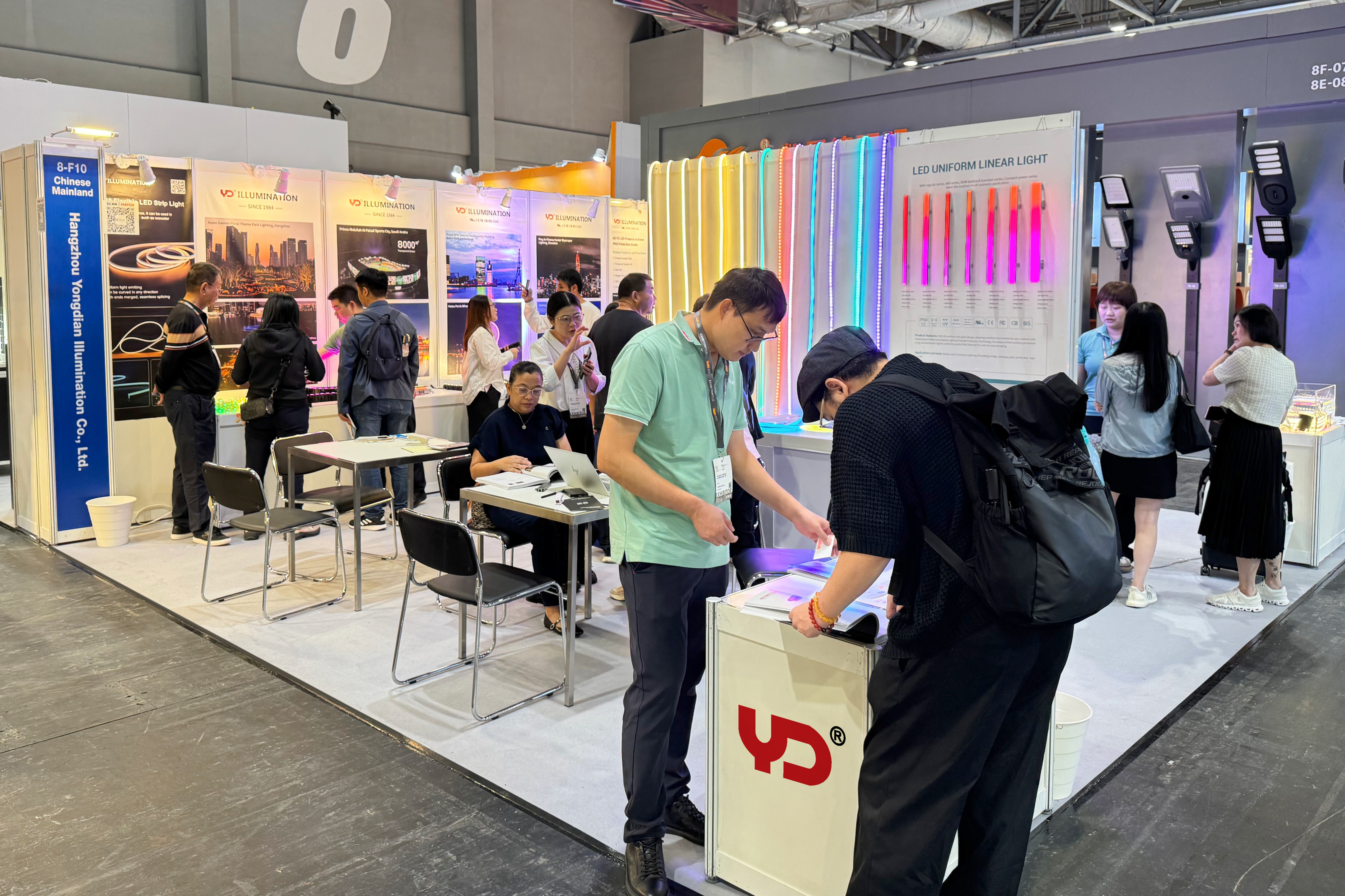 現(xiàn)場盛況直擊！勇電精彩亮相香港國際戶外及科技照明博覽會