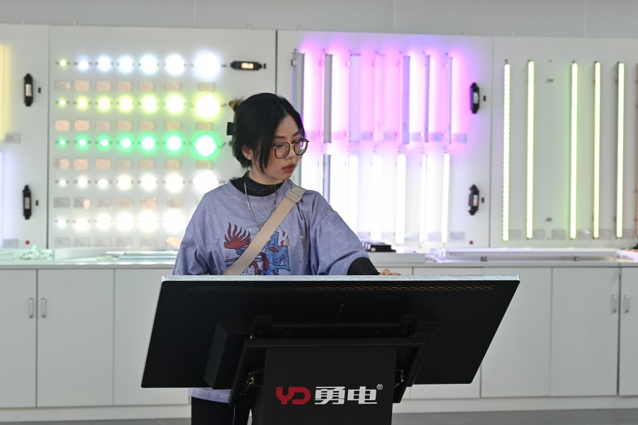 16823006791923098C6B.jpg 17.jpg