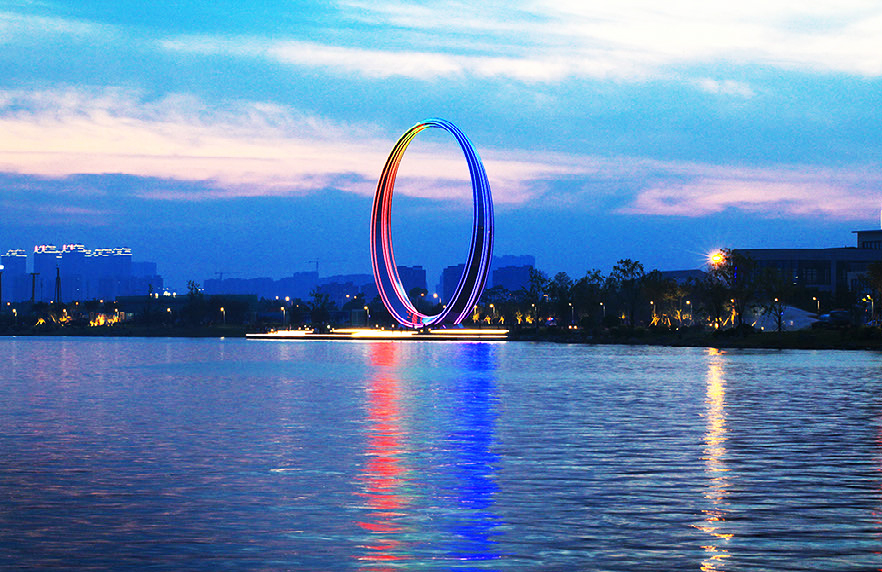 1685082559681752F8FE.jpg 山東威海櫻花湖之戀互動(dòng)項(xiàng)目.jpg