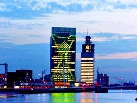 荷蘭照明新地標(biāo)！荷蘭皇家KPN電信大廈的融景打造！